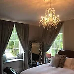 Grassfield Hall 4* 佩特利布里奇