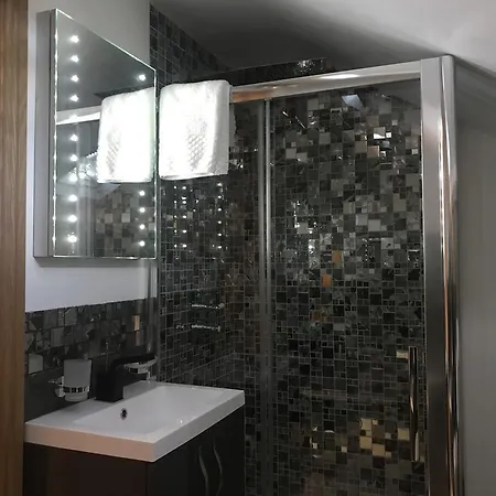 Grassfield Hall Couette-café