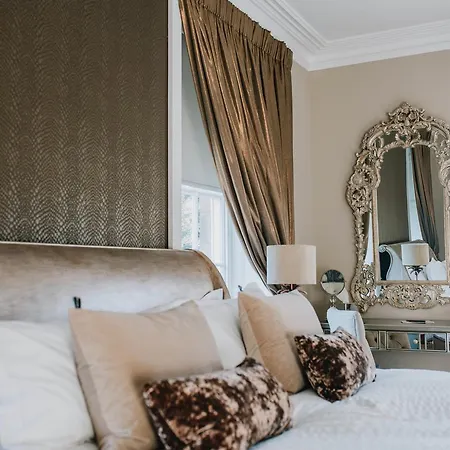 Grassfield Hall Bed and breakfast