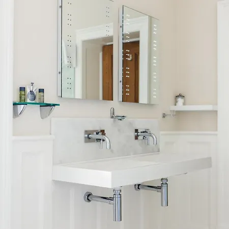 Grassfield Hall Pateley Bridge