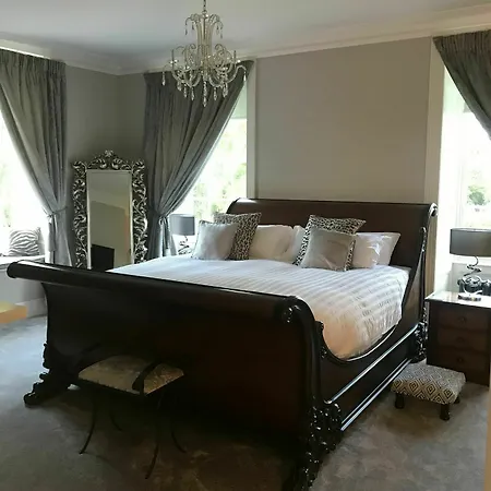 Grassfield Hall